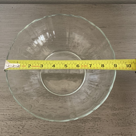 Vintage arcroc Swirled Serving Bowl - Picture 5 of 6